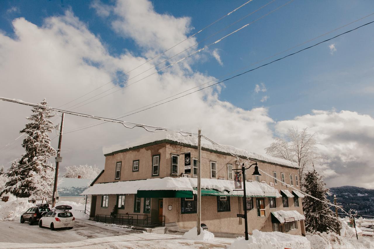 The Flying Steamshovel Inn Rossland Dış mekan fotoğraf